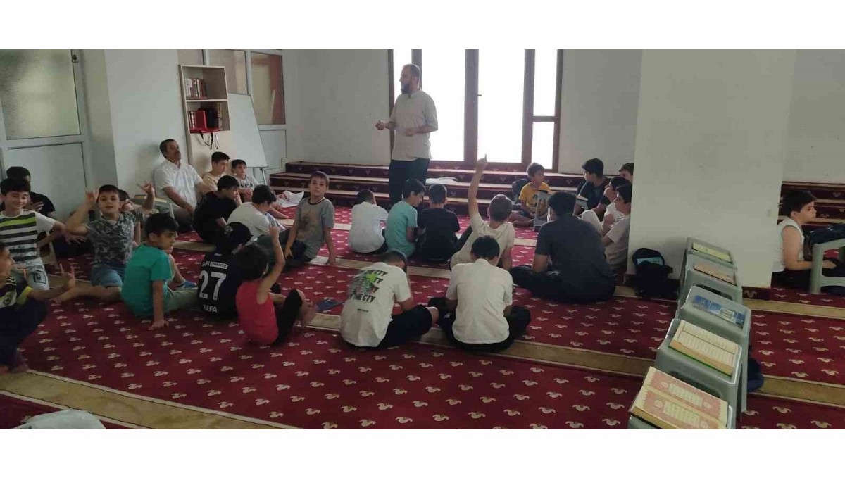 Elazığ'da öğrencilere teknoloji semineri