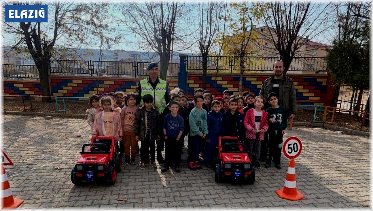 Elazığ'da öğrencilere trafik güvenliği eğitimi verildi