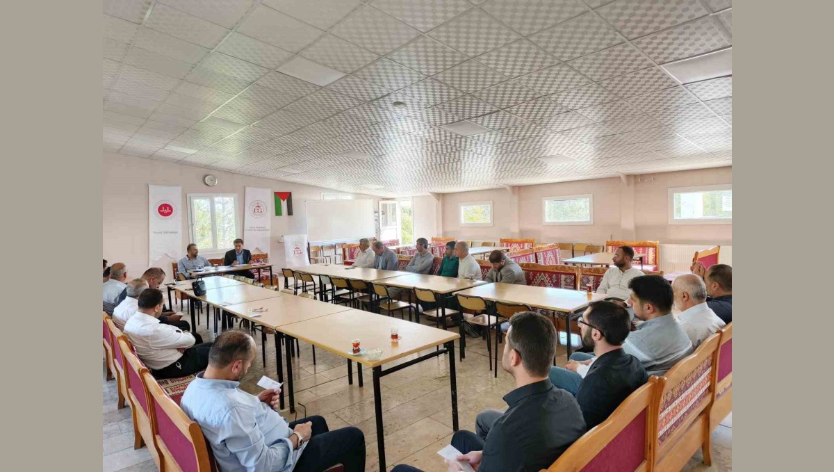 Elazığ'da "Oku-yorum" Projesi