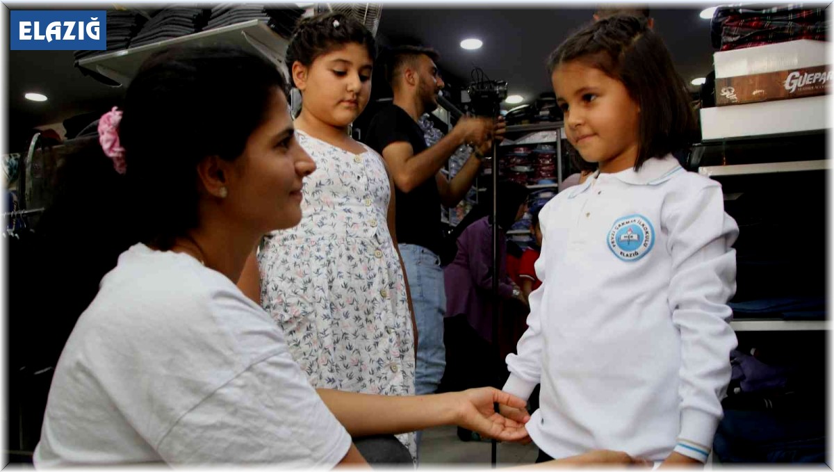 Elazığ'da okul öncesi alışveriş yoğunluğu