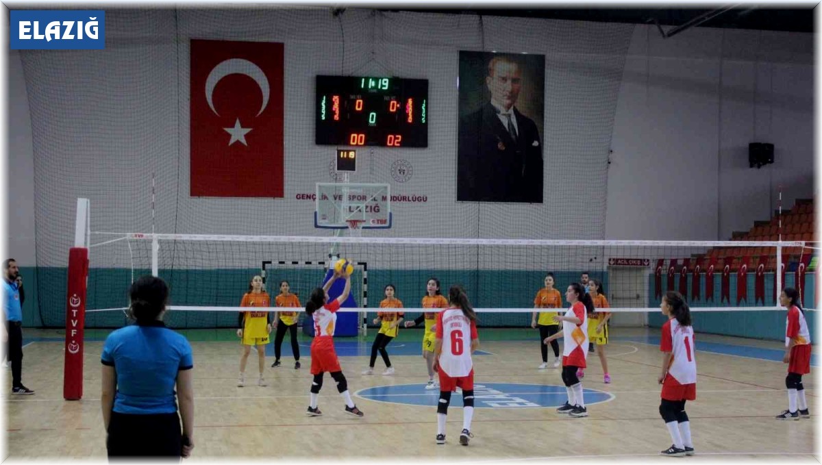 Elazığ'da Okul Sporları Voleybol Müsabakaları başladı