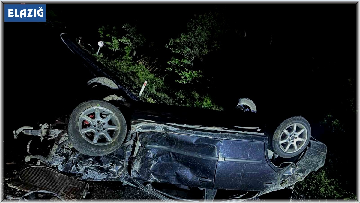 Elazığ'da otomobil takla attı: 1 ölü