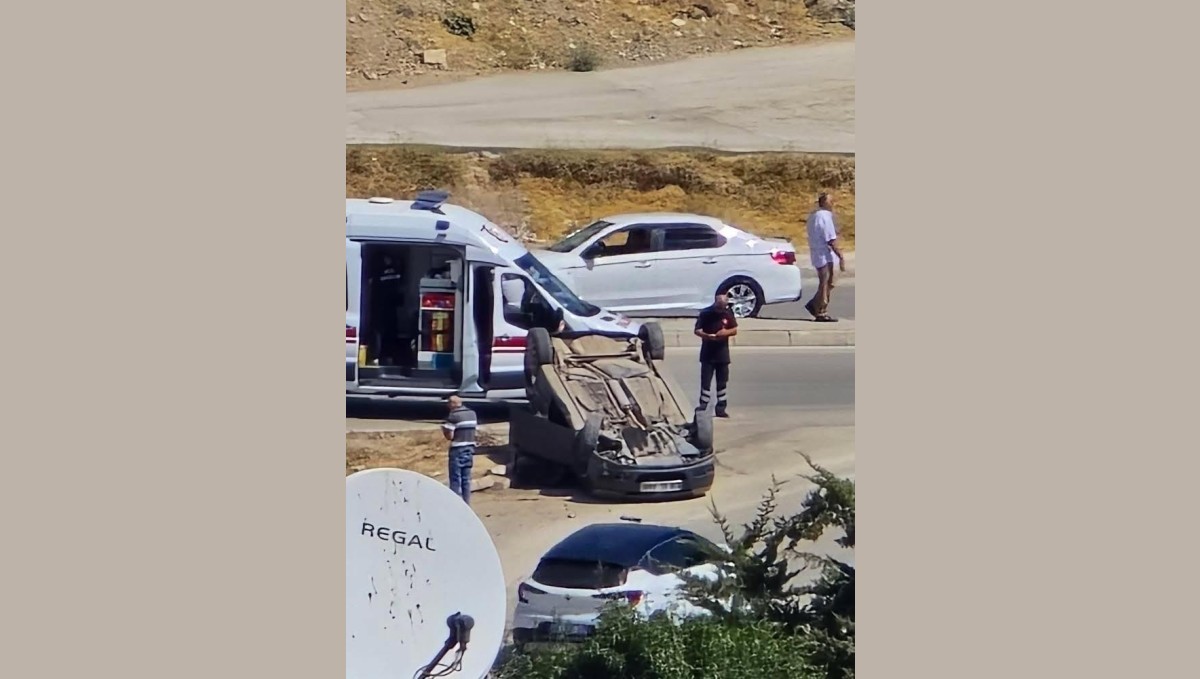 Elazığ'da otomobil takla attı: 1 yaralı