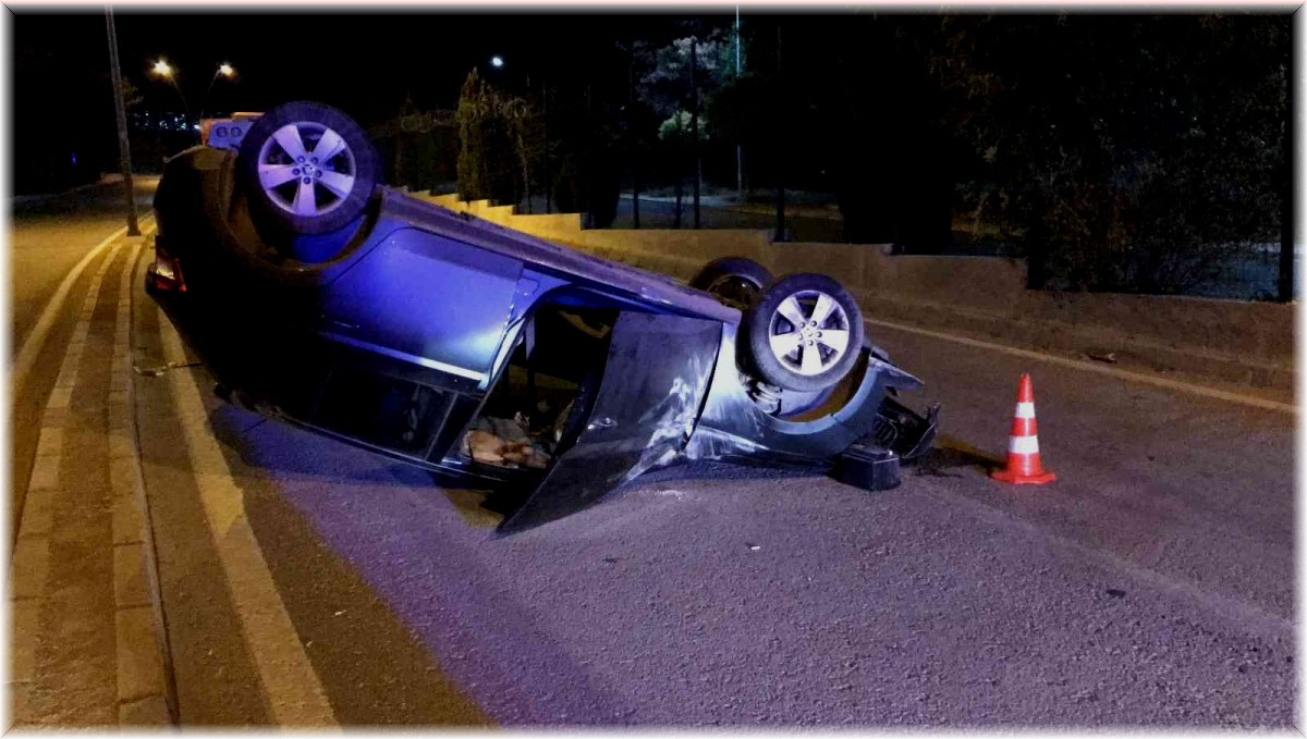 Elazığ'da otomobil takla attı: 1 yaralı
