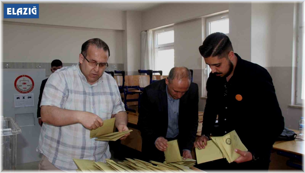 Elazığ'da oy kullanma işlemi sona erdi