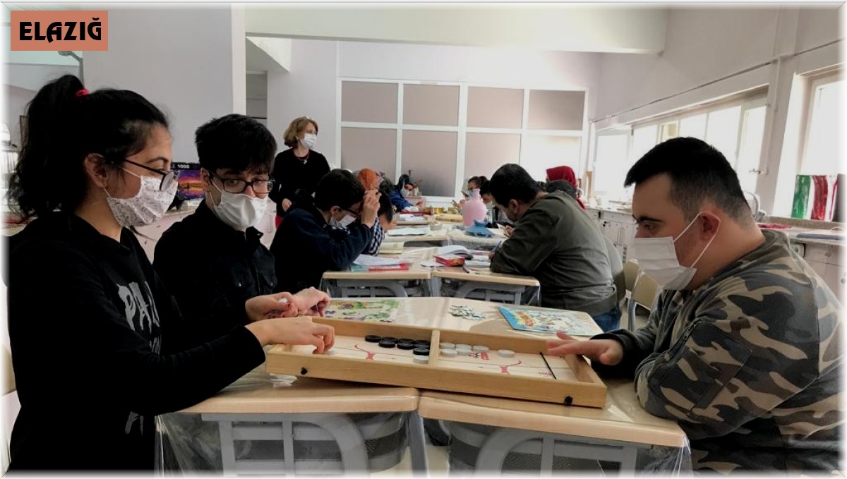 Elazığ'da özel çocuklar hayata tekrar kazandırılıyor