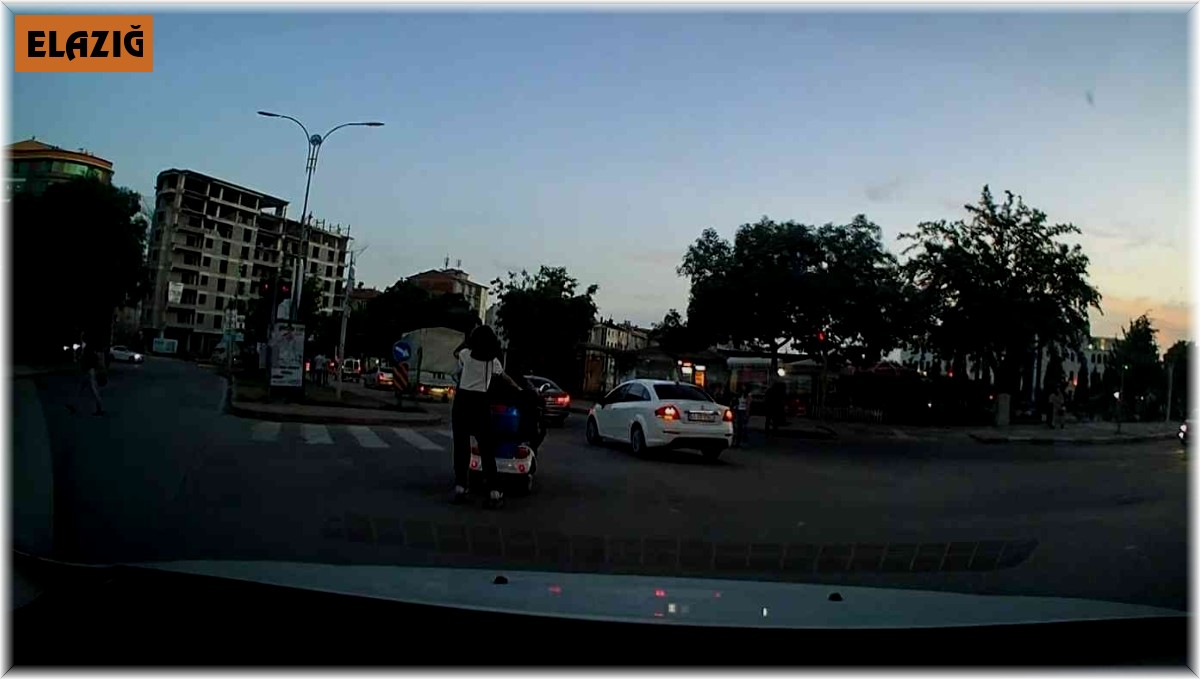 Elazığ'da patenli kızın tehlikeli yolculuğu