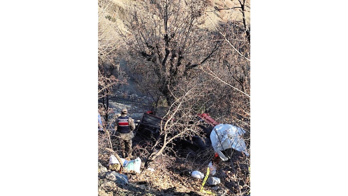 Elazığ'da patpat motoru uçurumu yuvarlandı: 1 ölü 1 yaralı