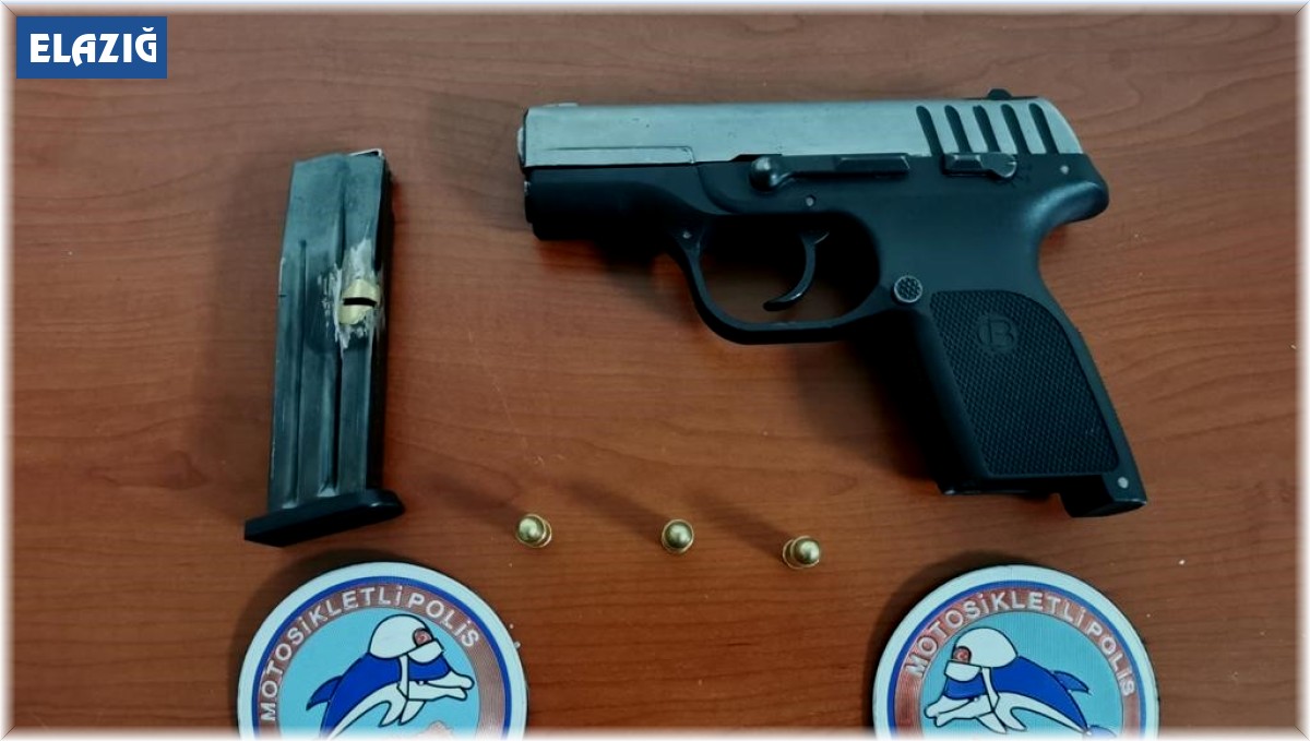 Elazığ'da polis suçlulara göz açtırmıyor: 14 tutuklama