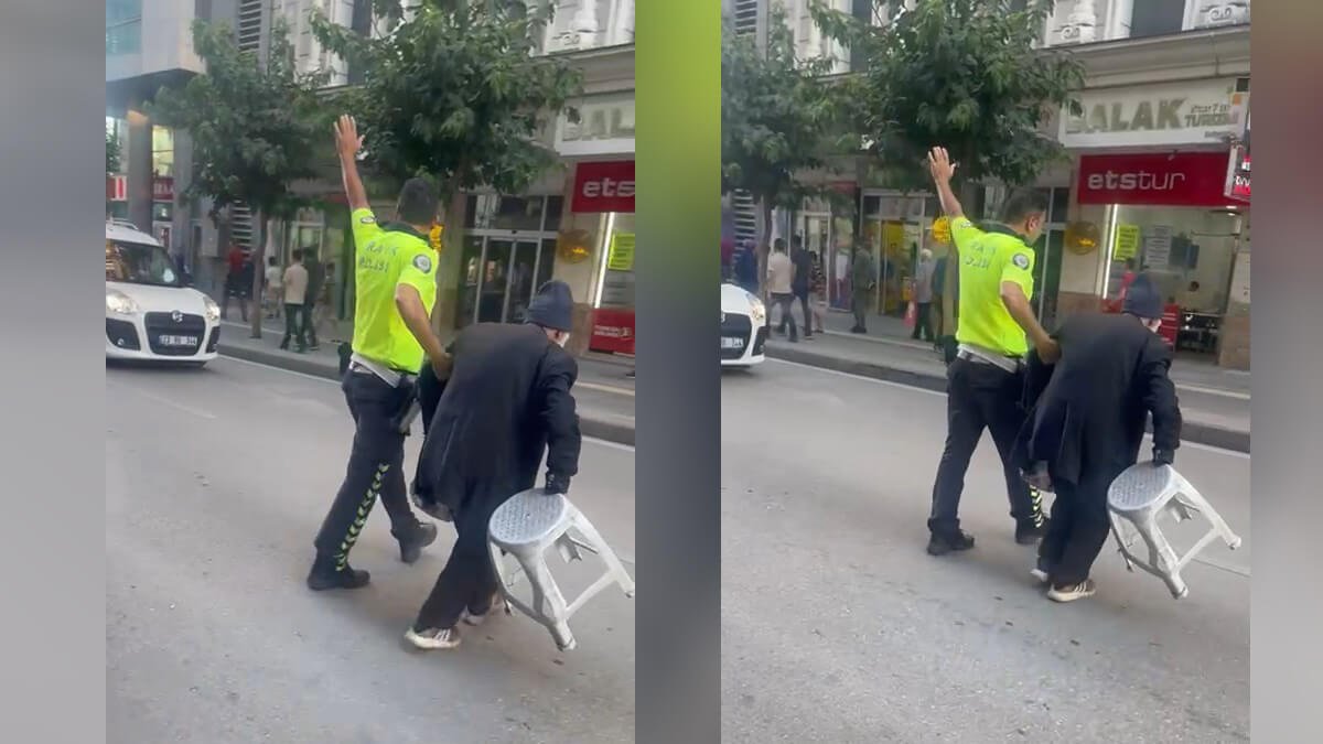 Elazığ'da polis, trafiği durdurup yaşlı adamı yolun karşısına geçirdi