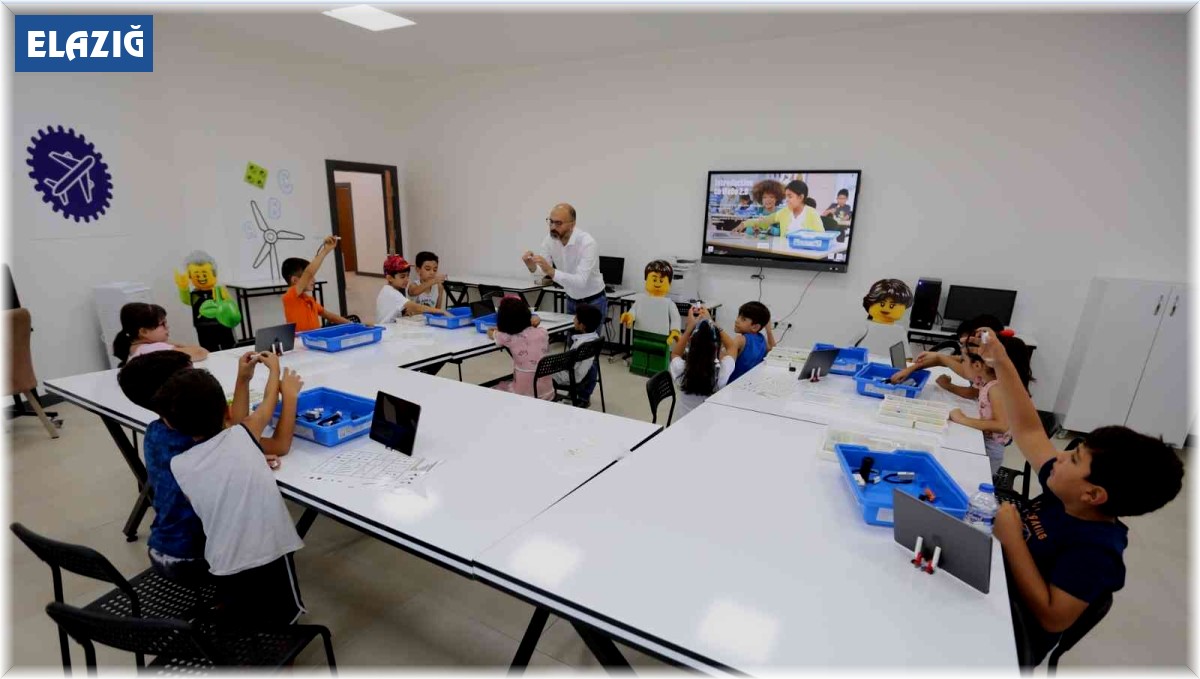Elazığ'da robotik kodlama eğitimine çocuklardan yoğun ilgi