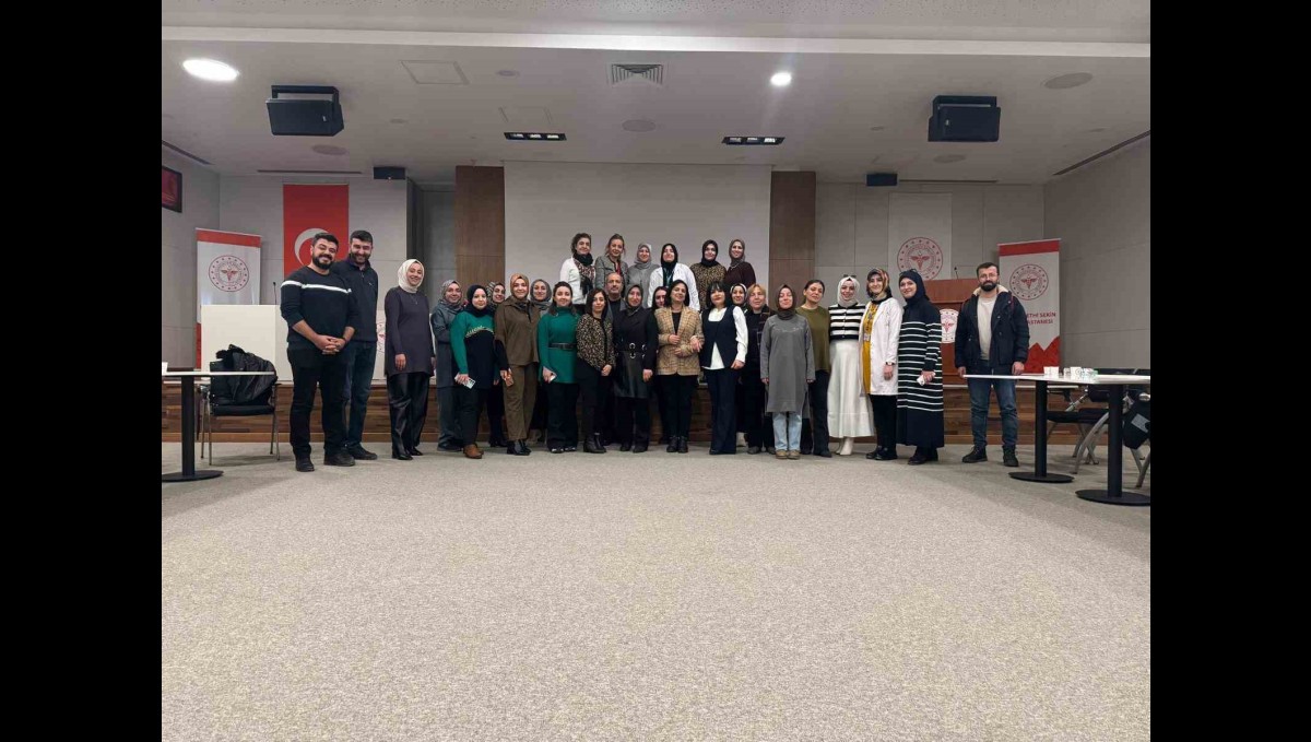 Elazığ'da sağlıkta kalite standartları eğitimi