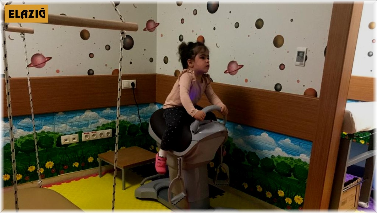 Elazığ'da Serabral Palsi hastası çocuklar 'Duyu bütünleme terapi odasında' tedavi ediliyor