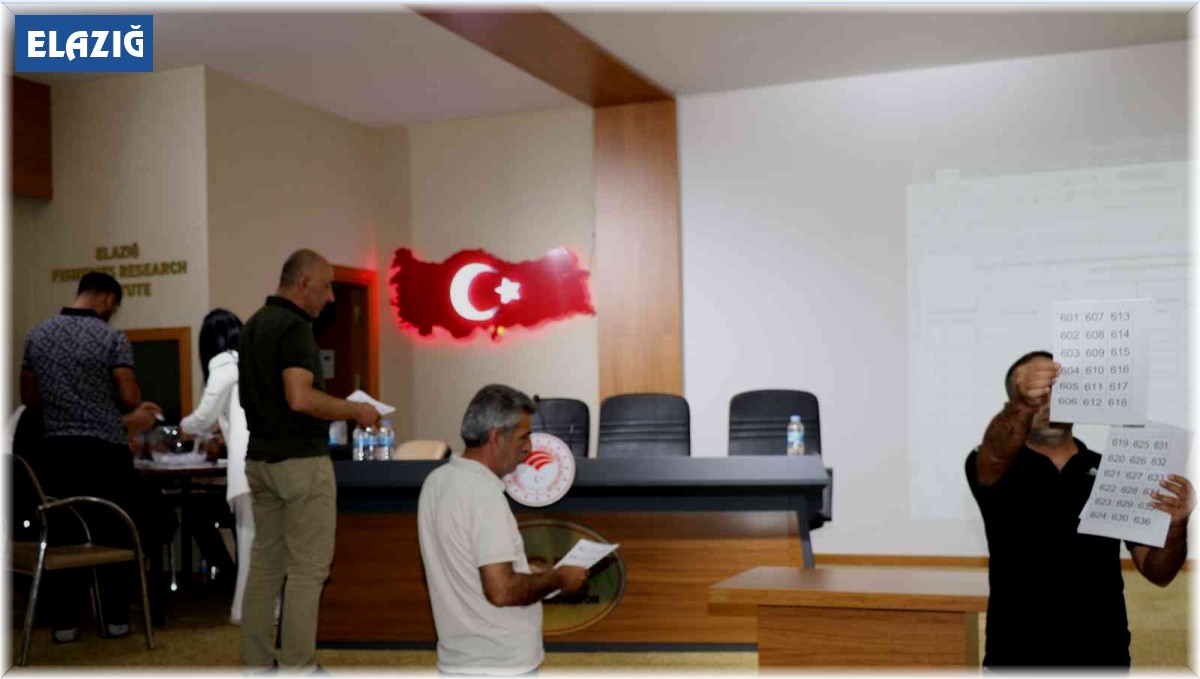 Elazığ'da sertifikalı tohum alacak çiftçiler kurayla belirlendi