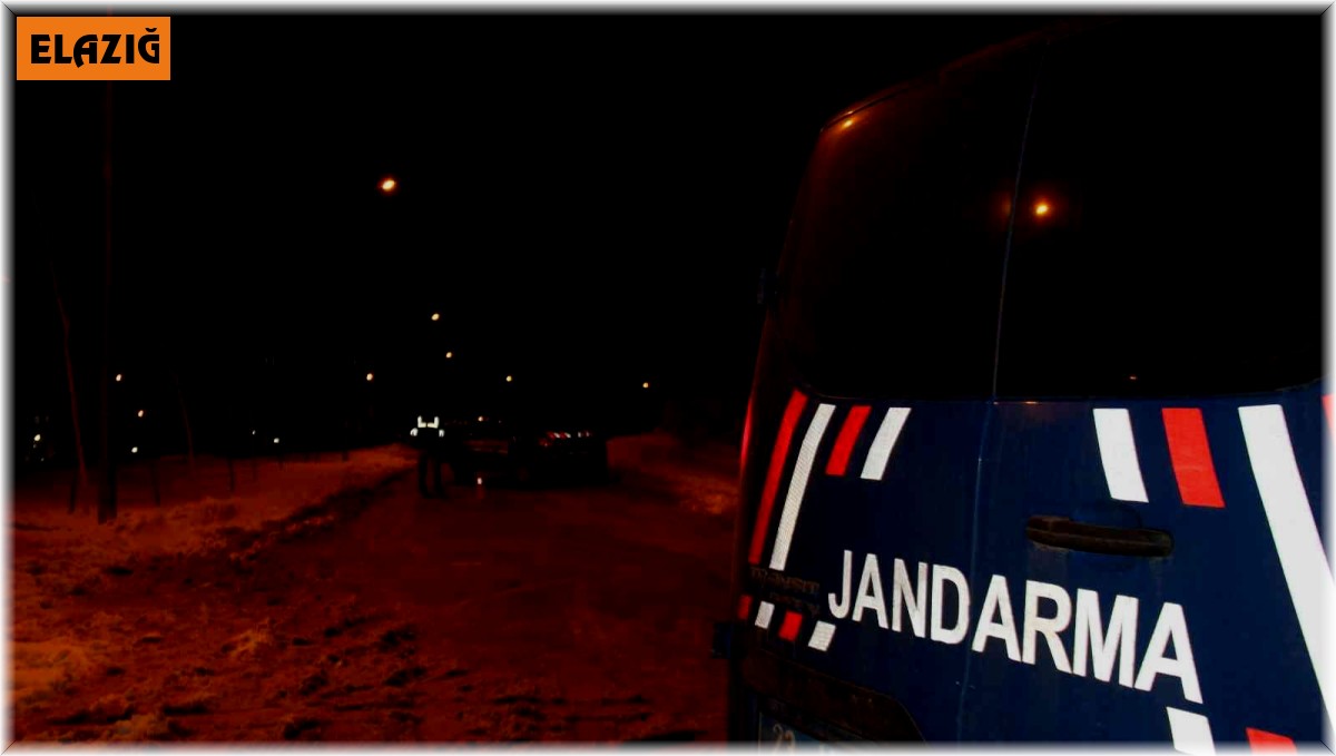 Elazığ'da silahlı, bıçaklı kavga: 2 yaralı