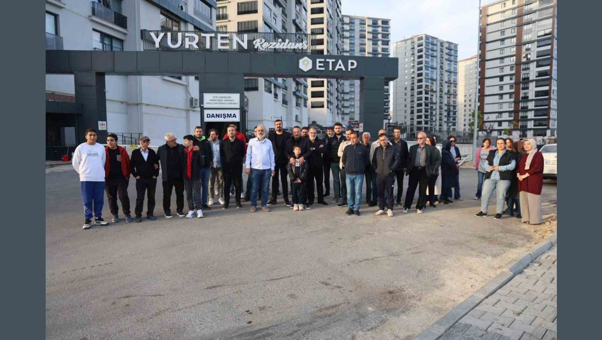Elazığ'da site yönetimi aidatı 27 bin lira yapınca bina sakinleri isyan etti