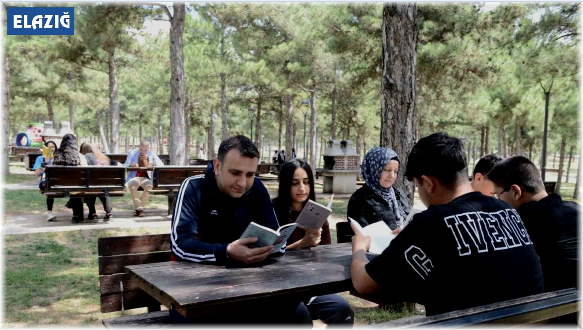 Elazığ'da spor ve kitap okuma etkinliği yapıldı