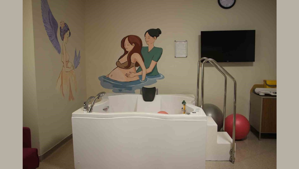 Elazığ'da Suda Doğum Ünitesi'nde ilk doğum gerçekleşti