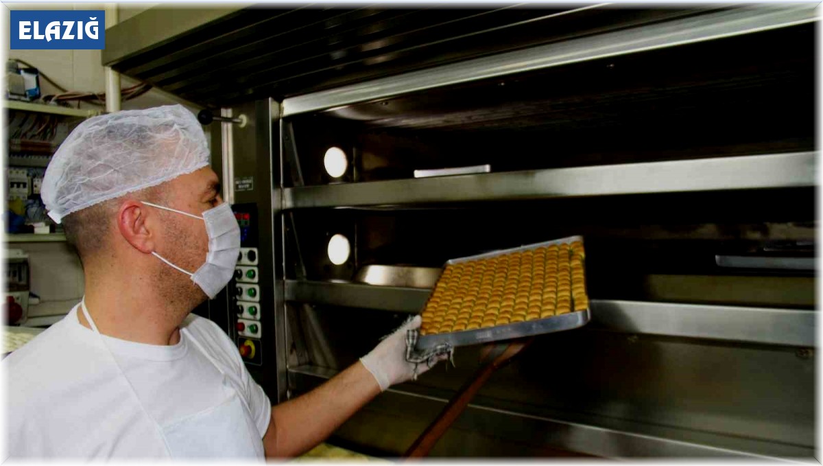Elazığ'da tatlıcıların bayram mesaisi başladı