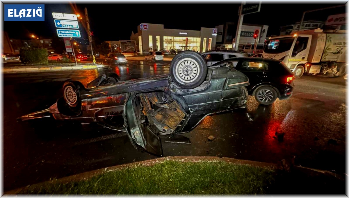 Elazığ'da ters dönen otomobil yandı: 1 yaralı
