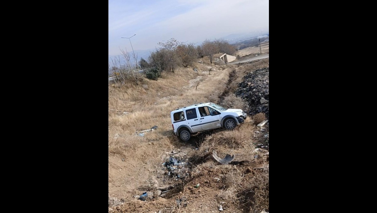 Elazığ'da trafik kazası: 2 yaralı