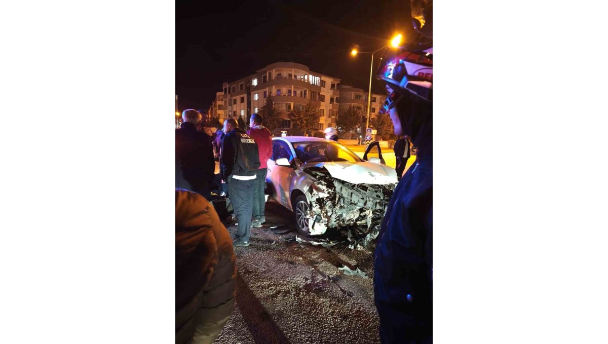 Elazığ'da trafik kazası: 2 yaralı