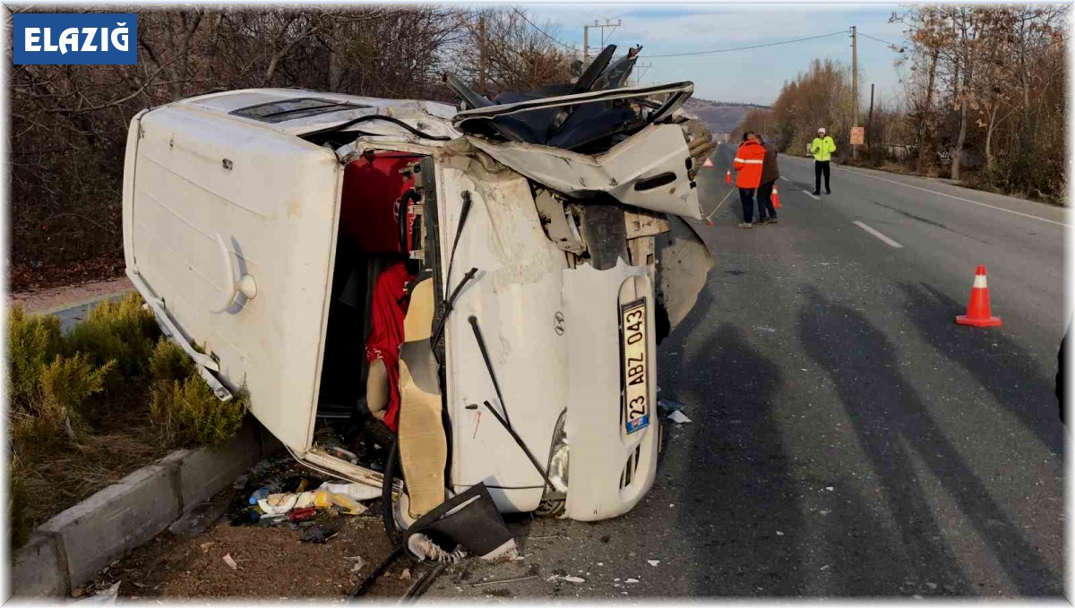 Elazığ'da trafik kazası: 4 yaralı