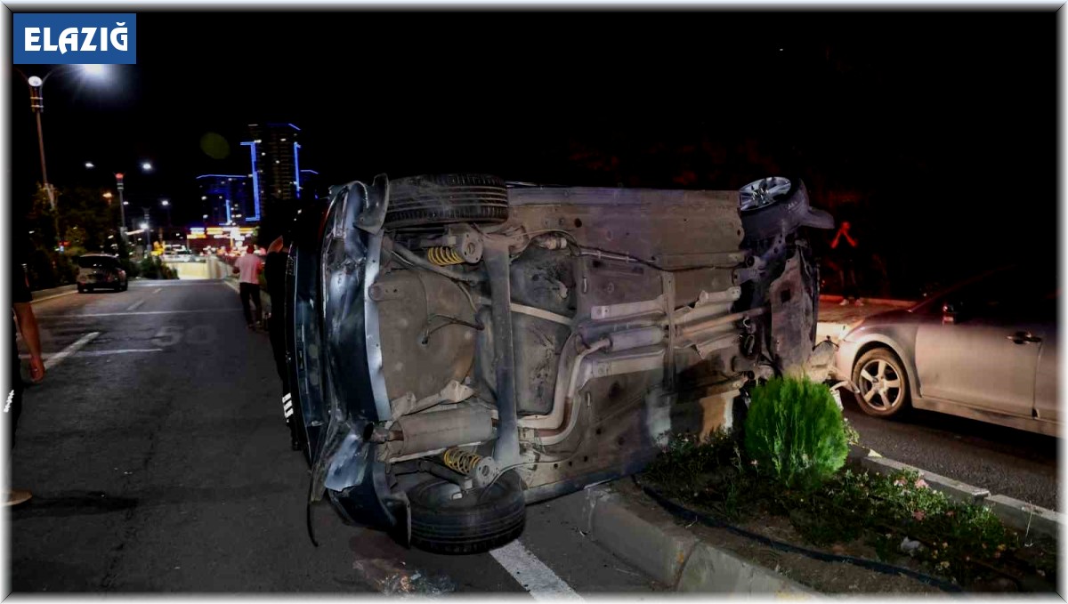 Elazığ'da trafik kazası: 4 yaralı