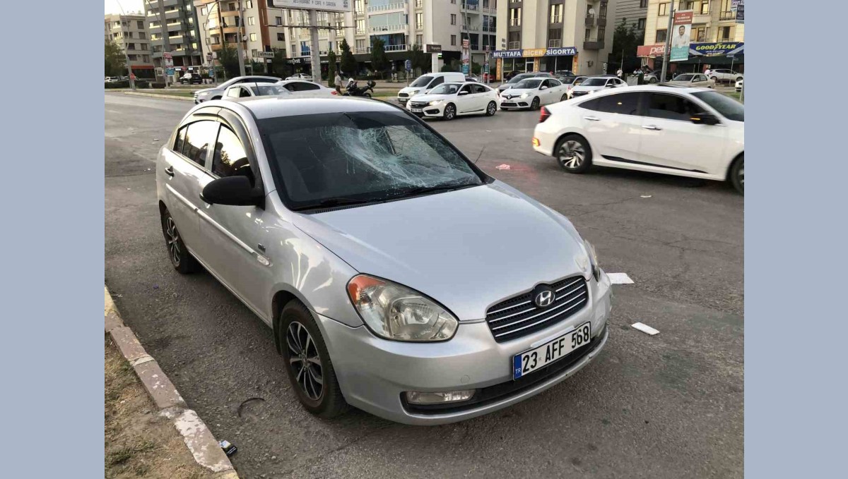 Elazığ'da trafik kazası: 4 yaralı