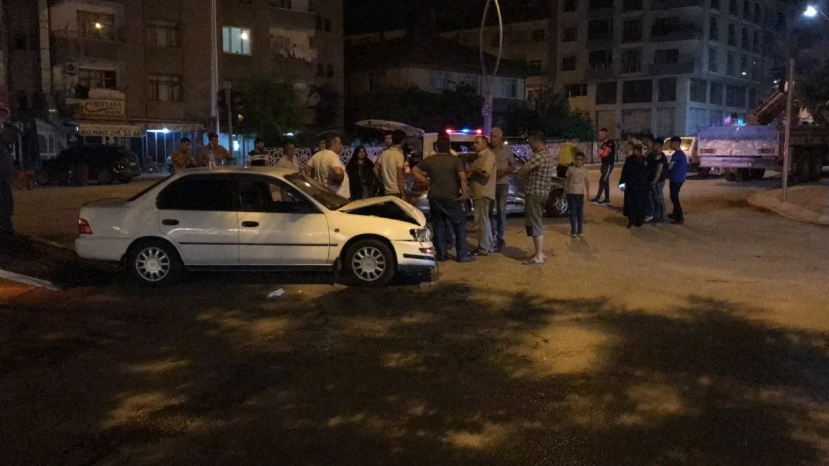 Elazığ'da trafik kazası: 5 yaralı