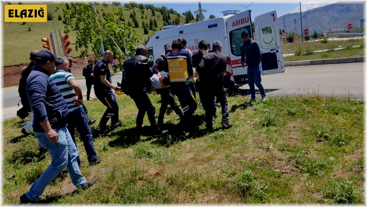Elazığ'da trafik kazası: 5 yaralı