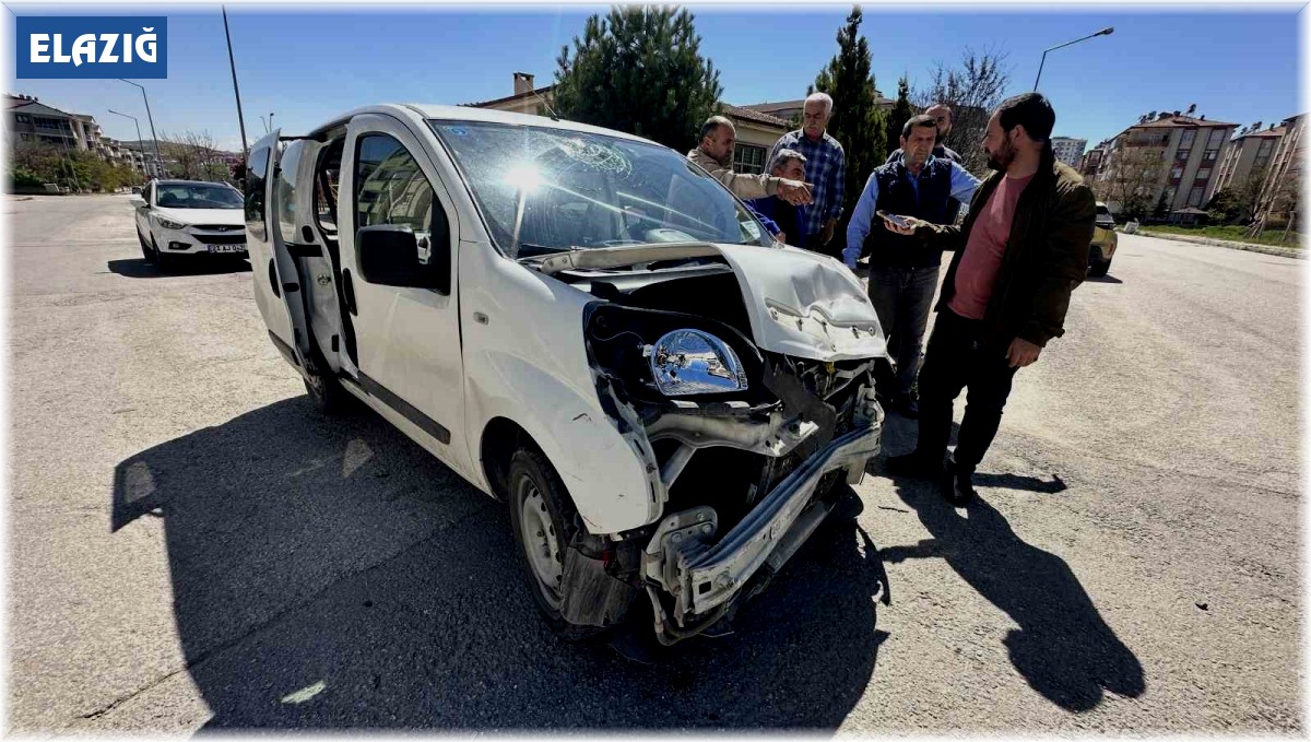 Elazığ'da trafik kazası: 7 yaralı