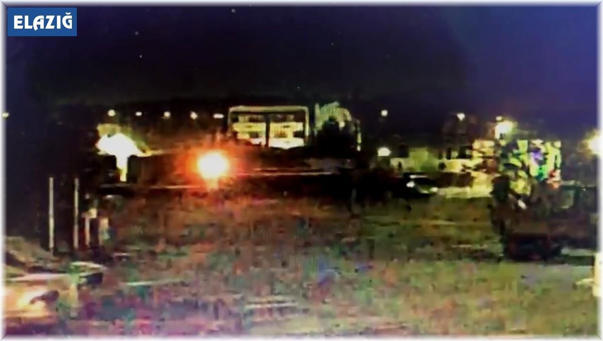 Elazığ'da trenin araca çarptığı kazanın görüntüleri ortaya çıktı