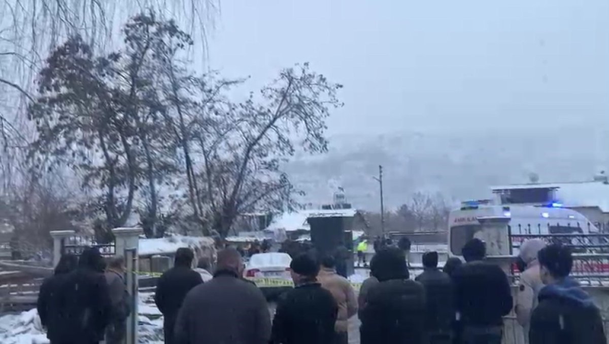 Elazığ'da trenin çarptığı engelli şahıs hayatını kaybetti