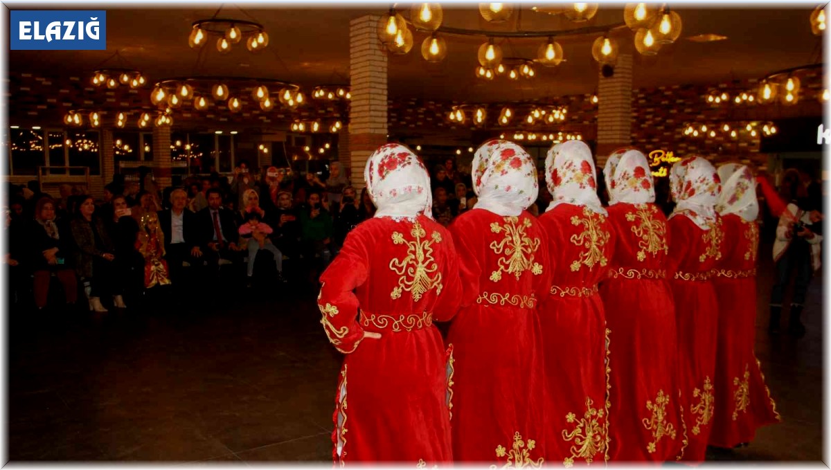 Elazığ'da üniversiteli öğrenciler yöresel yemeklerle buluştu