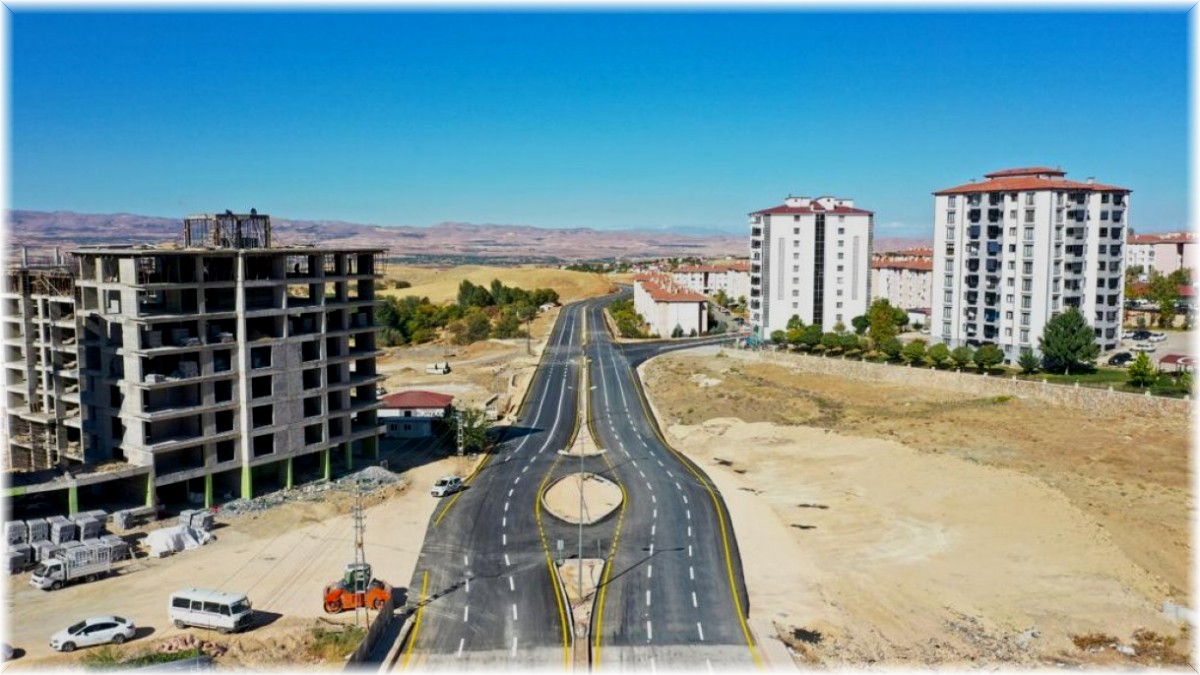 Elazığ'da üstyapı çalışmaları devam ediyor