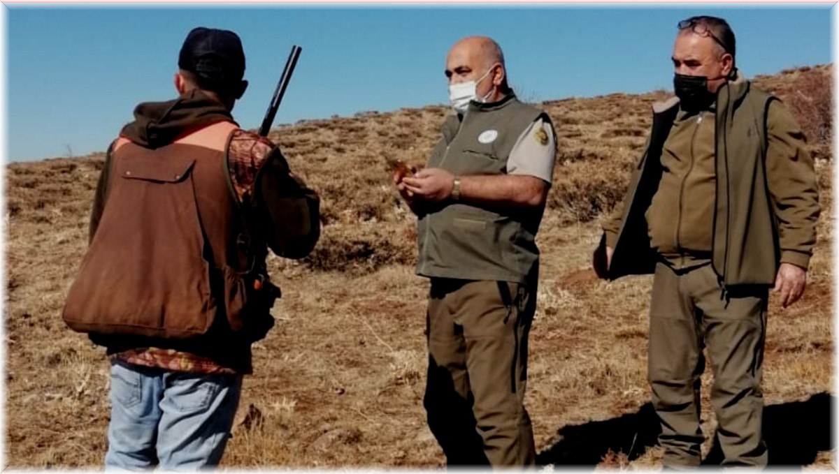 Elazığ'da yasa dışı avlanan 3 kişiye ceza