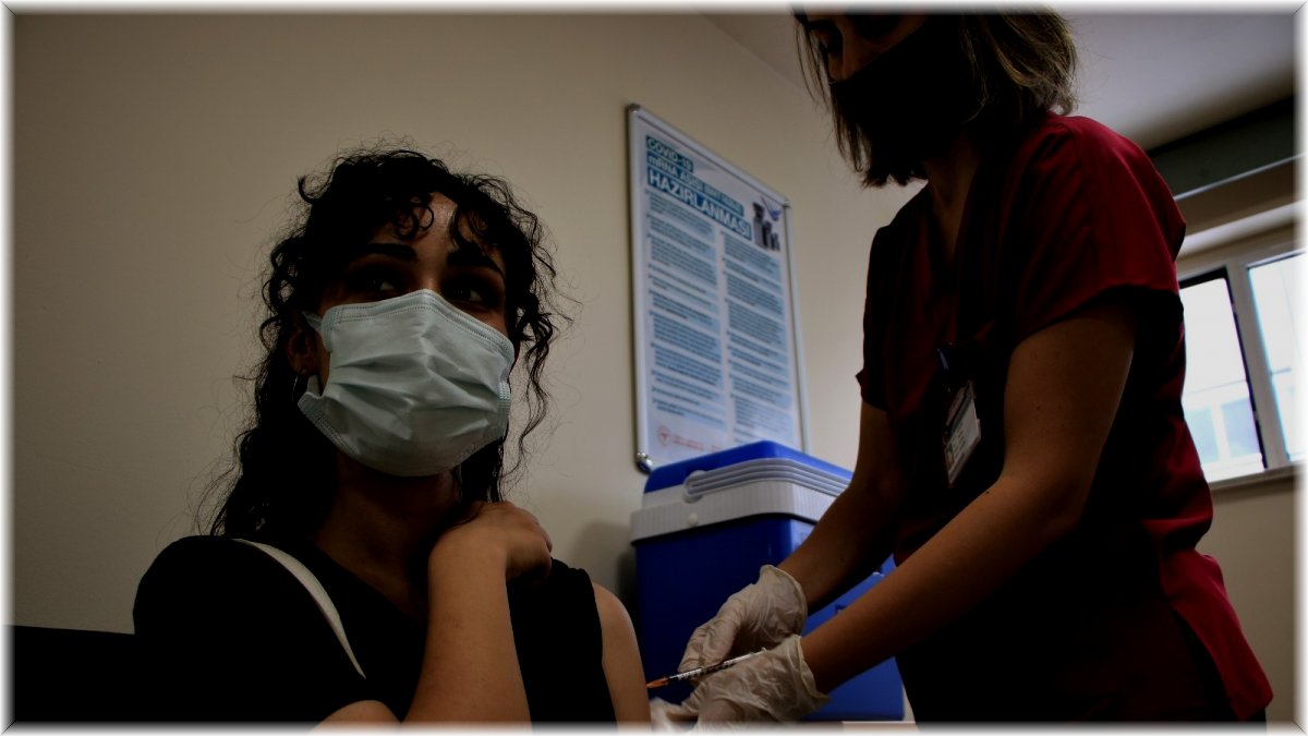 Elazığ'da yoğun bakımda yatan hastaların büyük çoğunluğunu aşısızlar oluşturuyor