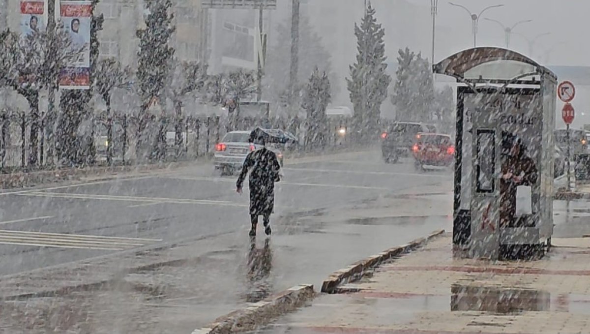 Elazığ'da yoğun kar yağışı