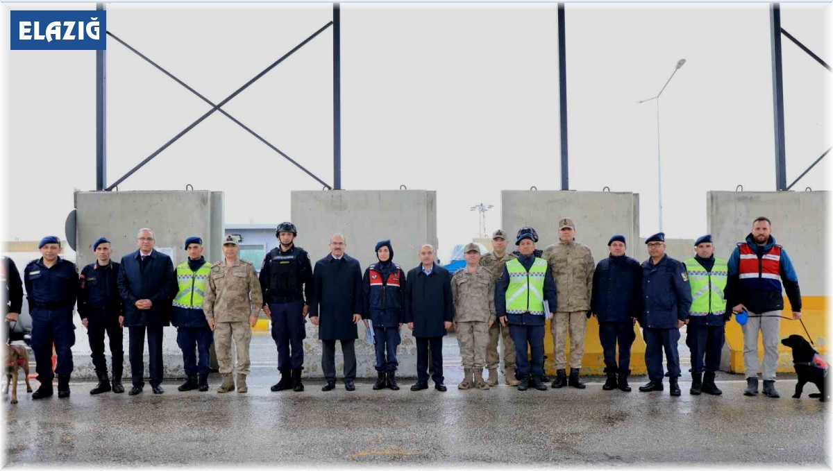 Elazığ'da yol kontrol uygulaması gerçekleştirildi