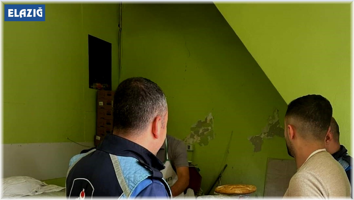 Elazığ'da zabıta ekipleri market, fırın ve kasapları denetledi