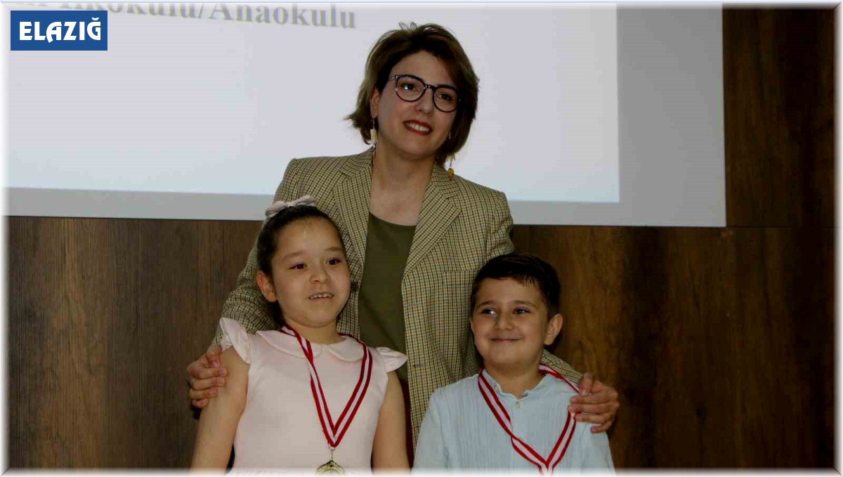 Elazığ'da Zeka ve Yetenek Okulu öğrencileri başarılarıyla ödüllendirildi
