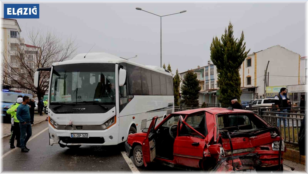 Elazığ'da zincirleme trafik kazası: 2 yaralı