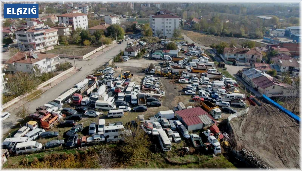 Elazığ'daki araç mezarlığında 500 milyonluk servet çürüyor