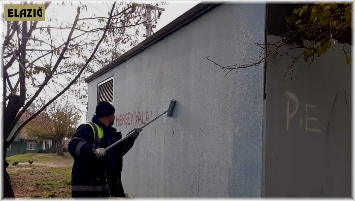 Elazığ'daki görüntü kirliliğine neden olan duvar yazıları siliniyor