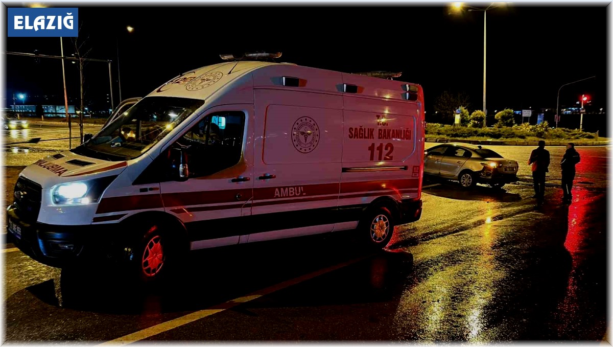 Elazığ'daki kazada yaralanan kadın hayatını kaybetti