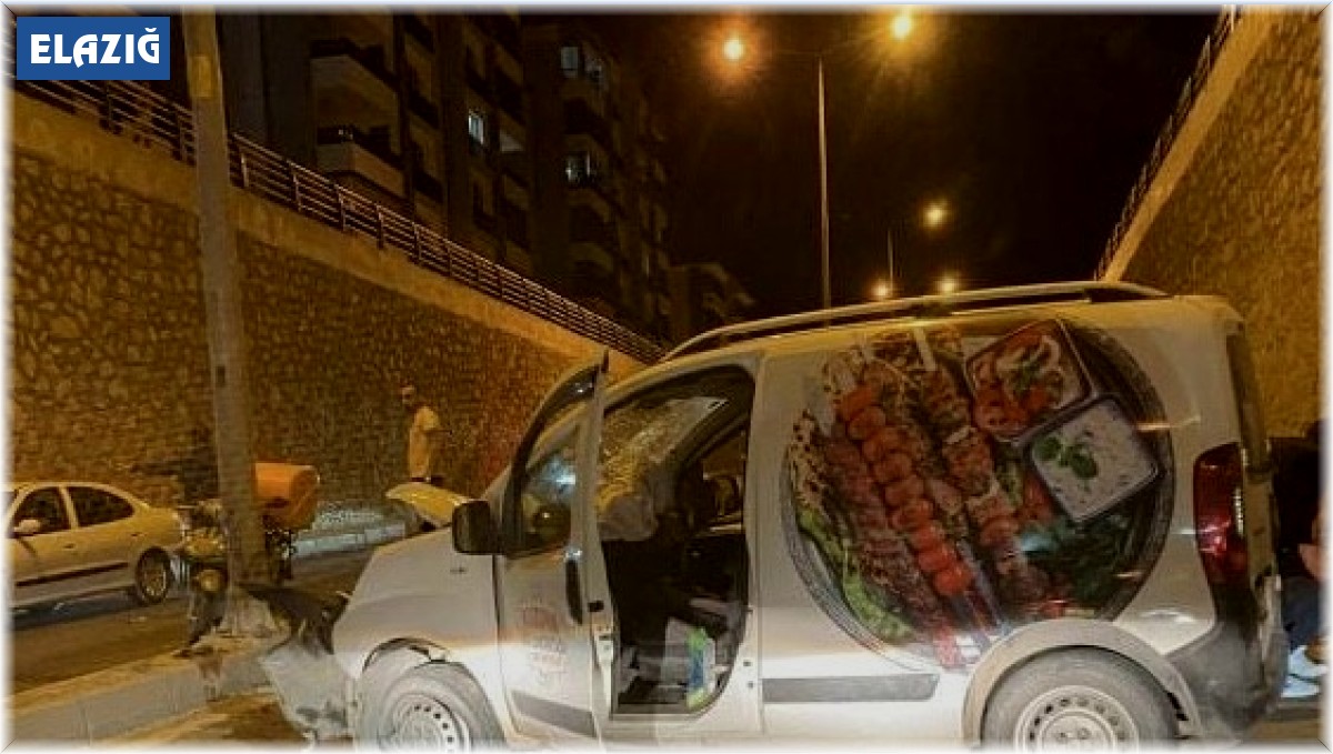 Elazığ'daki trafik kazası: 2 yaralı