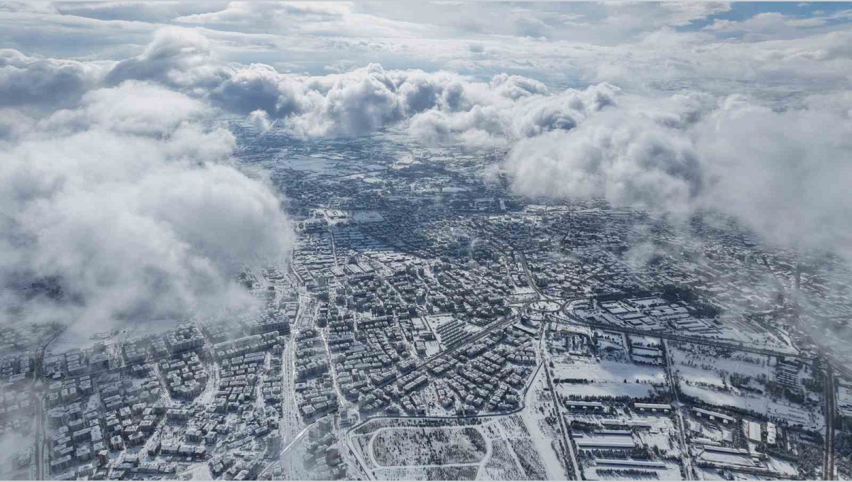 Elazığ'dan İzlanda ve Norveç'i hatırlatan kış manzaraları