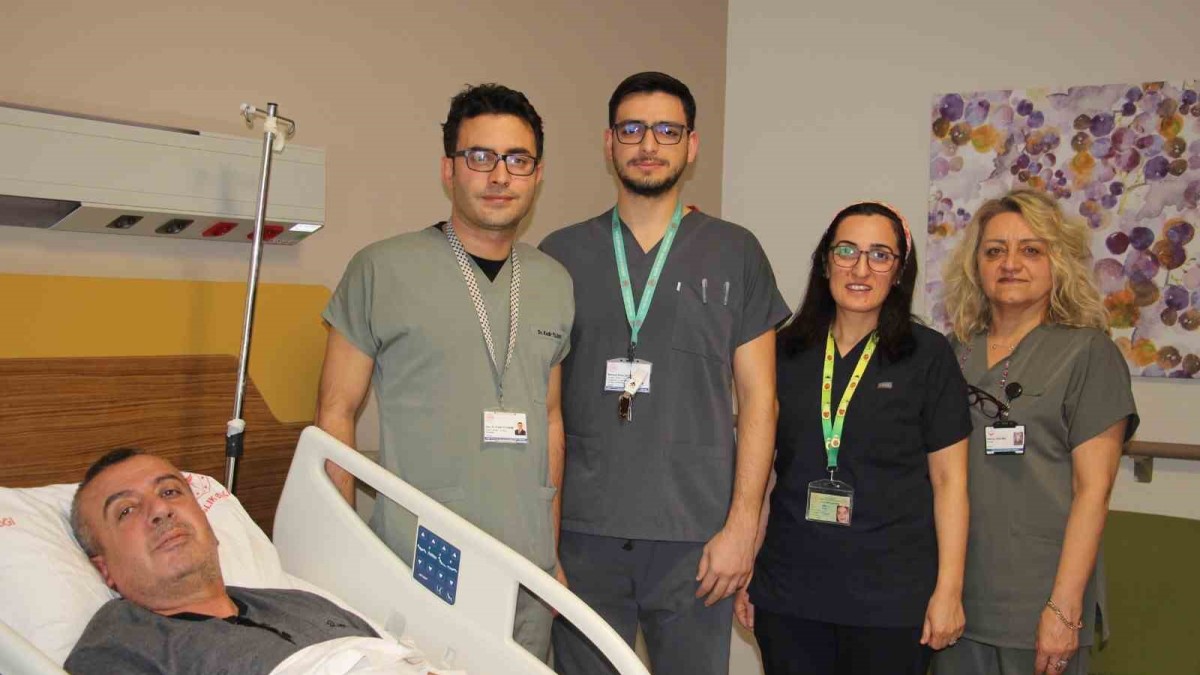 Elazığ Fethi Sekin Şehir Hastanesinde, 500'üncü kapalı böbrek taşı ameliyat gerçekleştirildi