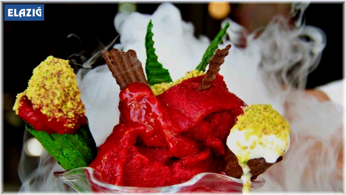 Elazığ'ın patentli lezzeti 'vişne dondurması'na yoğun talep